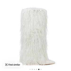 Statement Piece🥰 can be boots…SALE ALERT 🚨 taking to consignment lastcall